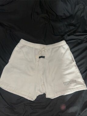 Fear of God ESSENTIALS Cream Lounge Sweat Shorts